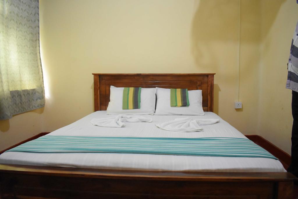 אנוראדפורה Ranliya Lodge מראה חיצוני תמונה