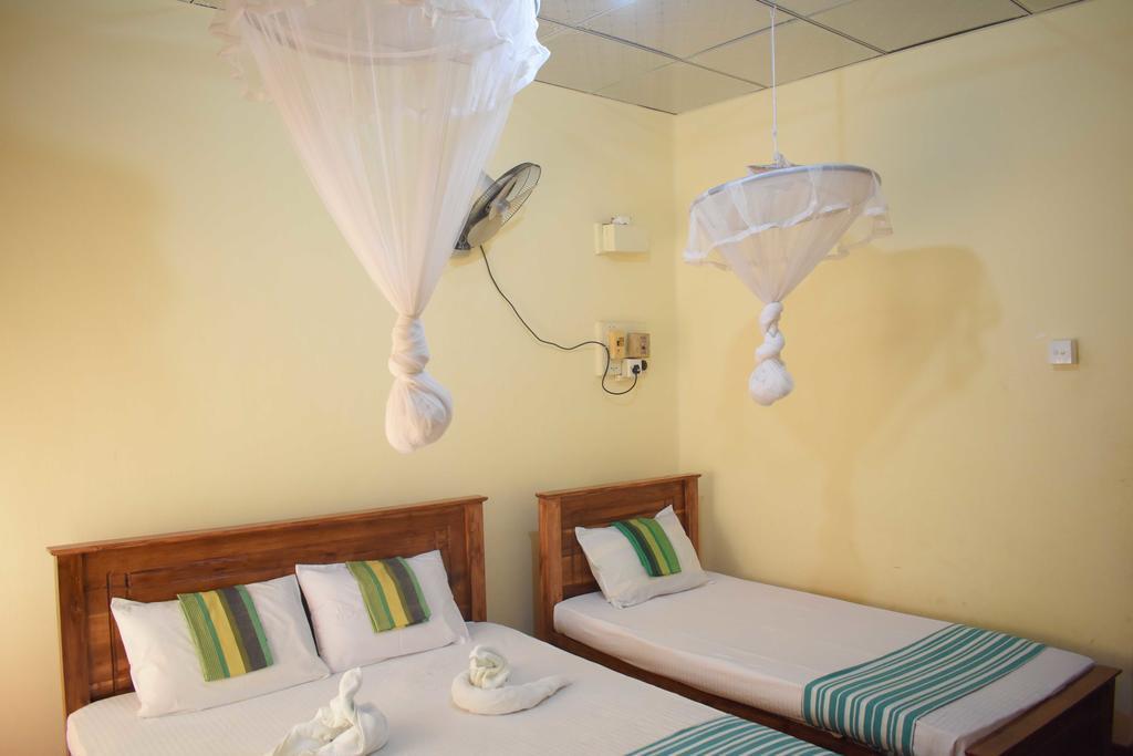 אנוראדפורה Ranliya Lodge מראה חיצוני תמונה
